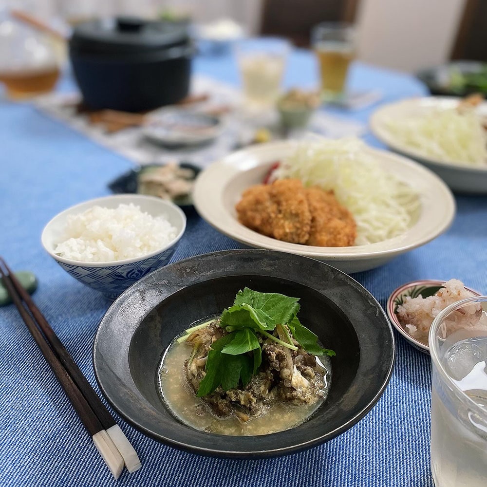 旬の鯵をご自身で三枚おろしに。揚げたての鯵フライは衣はサクサク、身はふわふわで贅沢な美味しさでした。